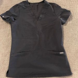 Figs Casma 3 pocket top